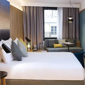 Hotel Drawing, Parigi