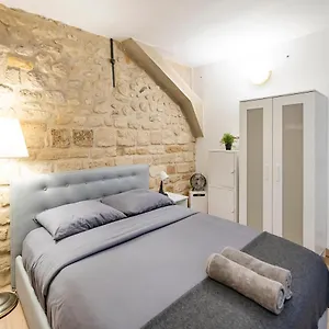Entre Opera Et Montmartre Apartment