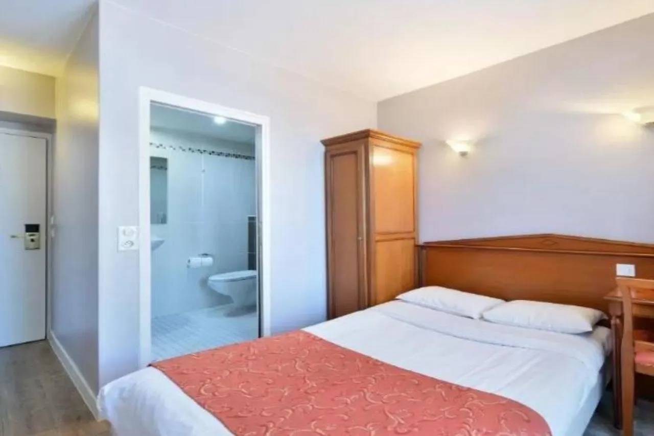 New Hotel Gare Du Nord Paris 2*,  France