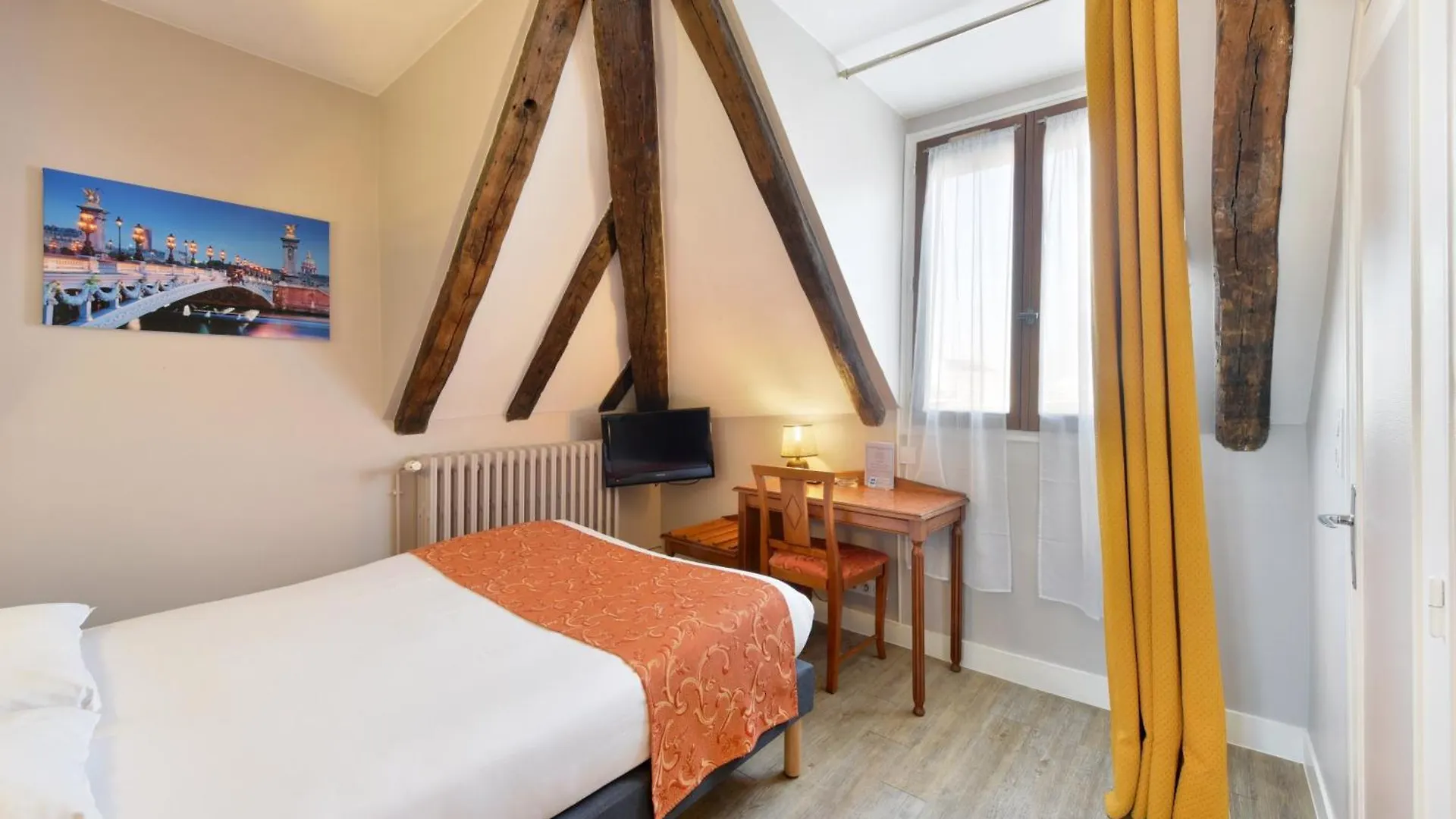 New Hotel Gare Du Nord Paris 2*,  France