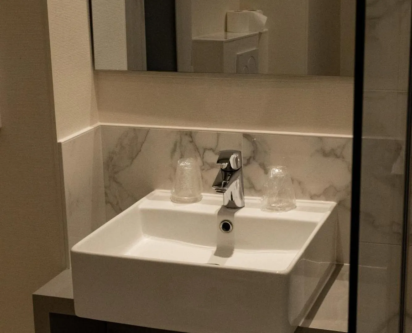 **  New Hotel Gare Du Nord Paris France