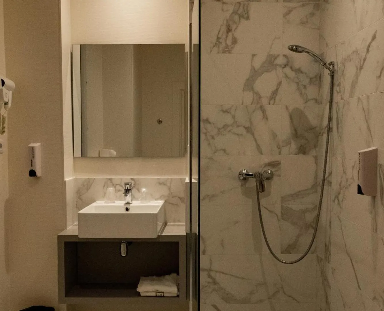 New Hotel Gare Du Nord Paris 2*,