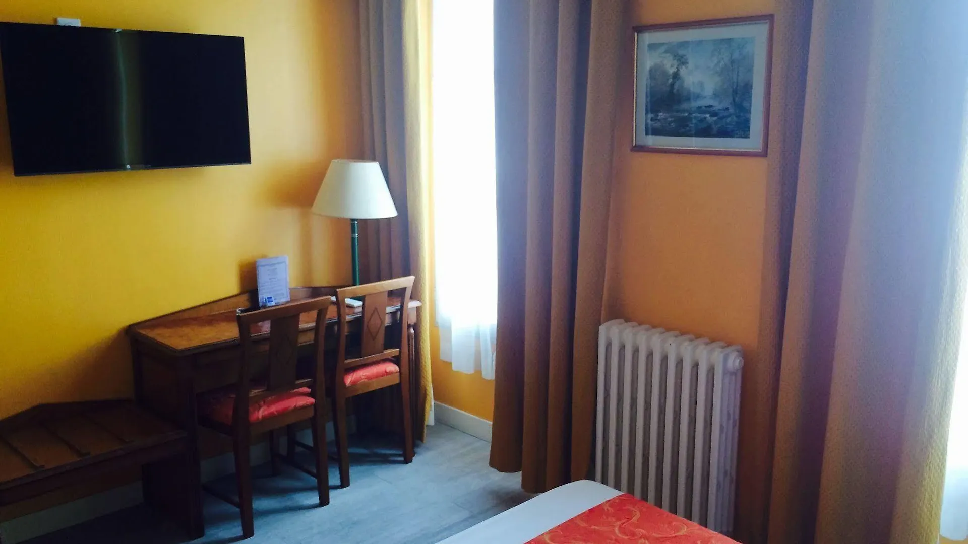 New Hotel Gare Du Nord Paris 2*,