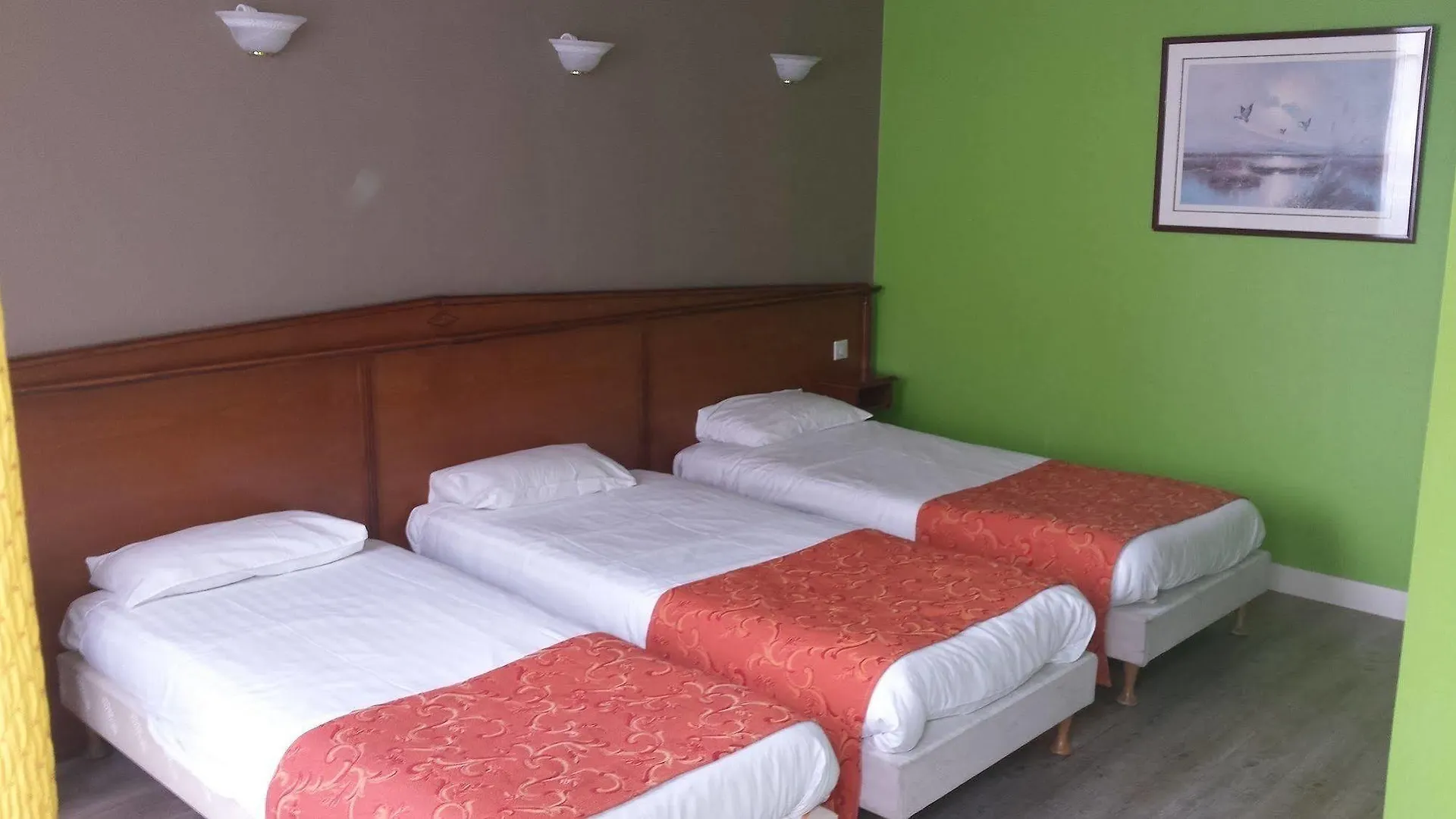 New Hotel Gare Du Nord Paris 2*,  France